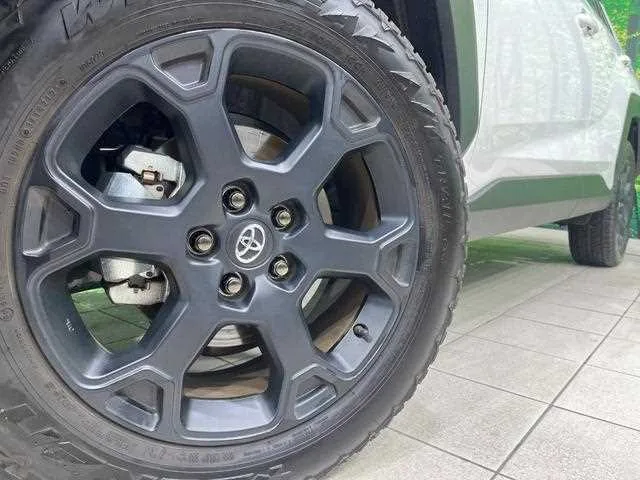 Toyota RAV4 2025 — миниатюра 2