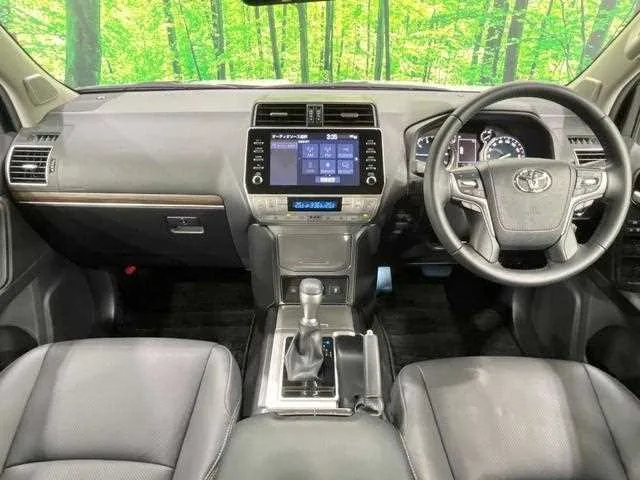 Toyota Land Cruiser Prado 2023 — миниатюра 2