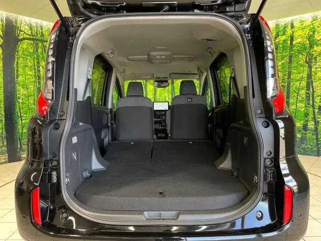 Toyota Sienta 2022 — миниатюра 4