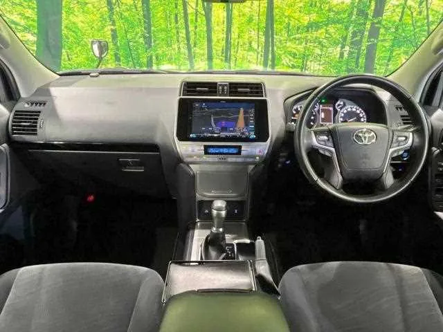 Toyota Land Cruiser Prado 2022 — миниатюра 2