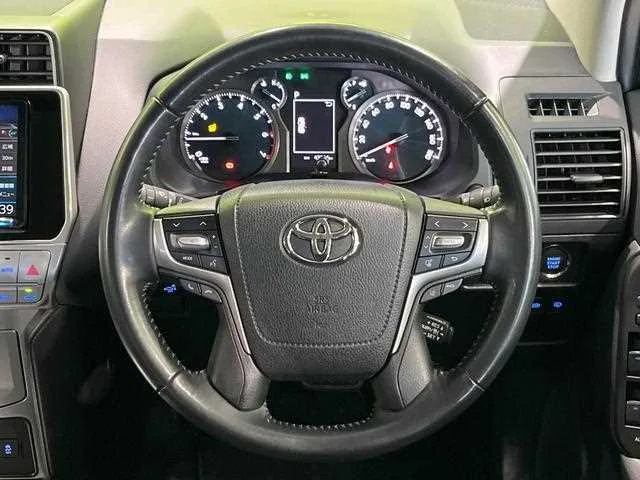 Toyota Land Cruiser Prado 2022 — миниатюра 4