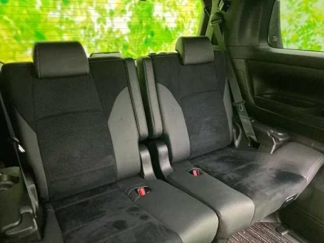 Toyota Alphard G 2023 — миниатюра 3