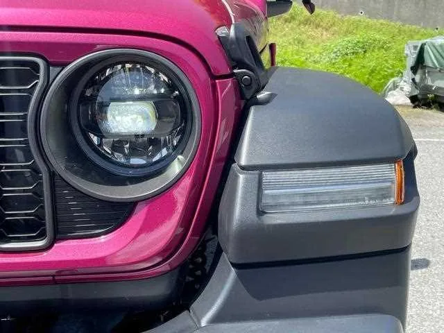 Jeep Wrangler 2025 — миниатюра 4