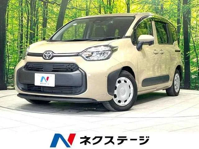 Toyota Sienta 2022 — фото 1, купить с доставкой в Москву