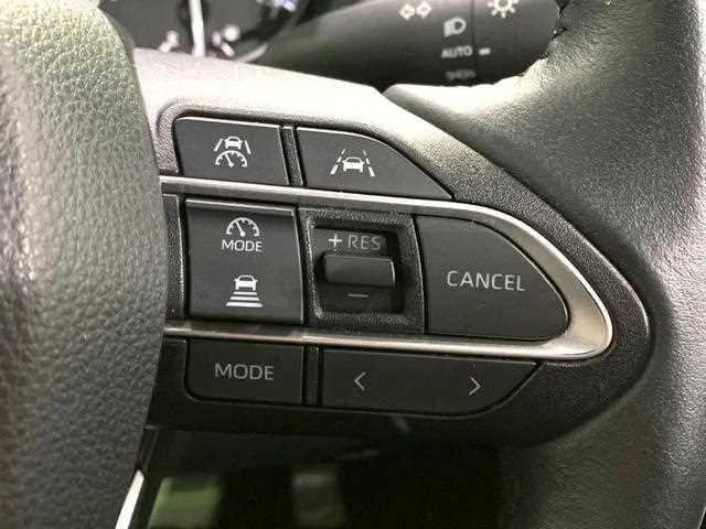 Toyota Voxy 2024 — миниатюра 3