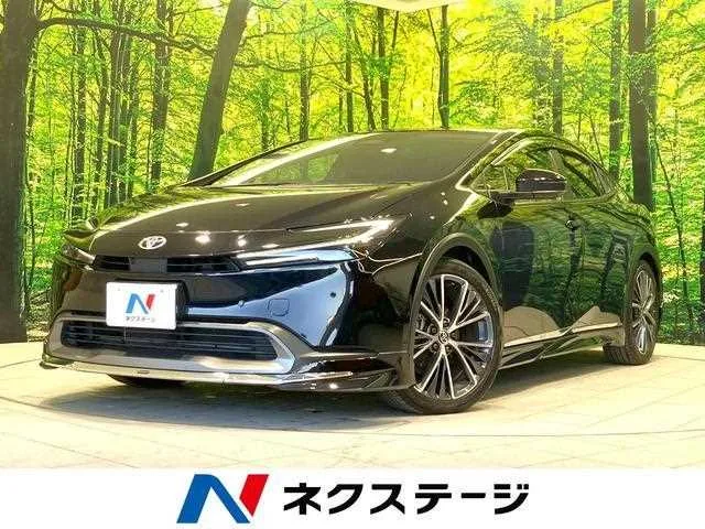 Toyota Prius 2023 — фото 1, купить с доставкой в Москву