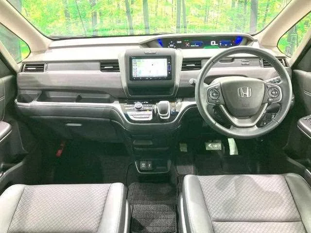 Honda Freed 2022 — миниатюра 2