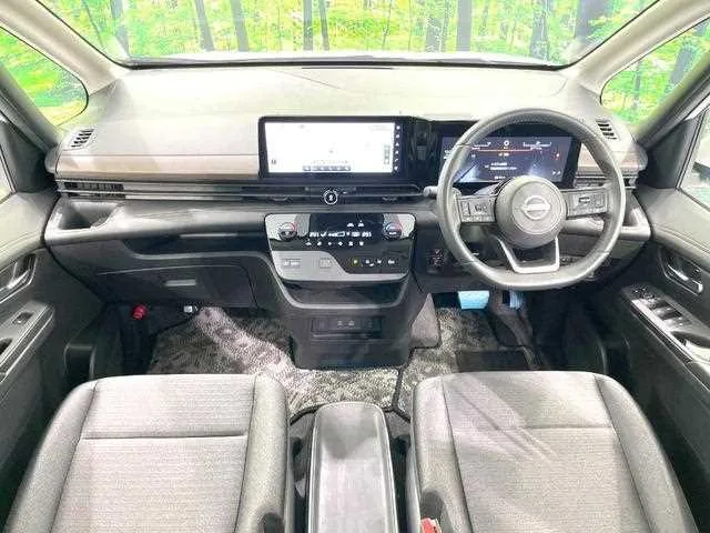 Nissan Serena 2024 — миниатюра 2