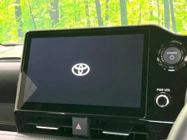 Toyota Voxy 2025 — миниатюра 3