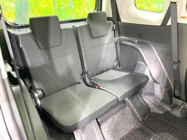 Toyota Sienta 2024 — миниатюра 4