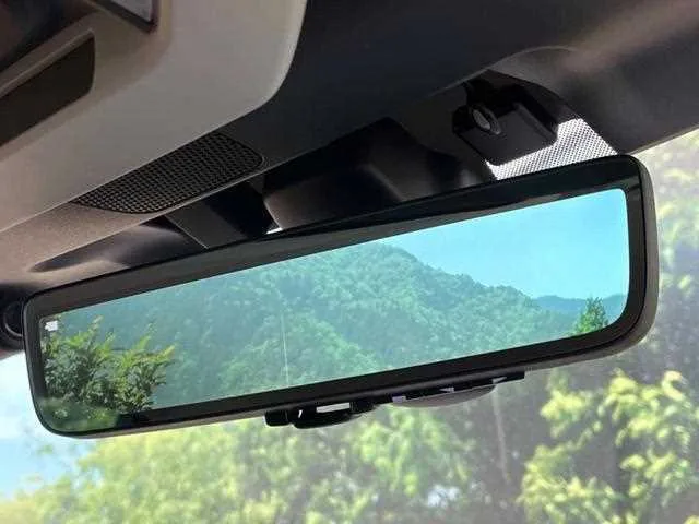 Subaru Forester 2023 — миниатюра 3