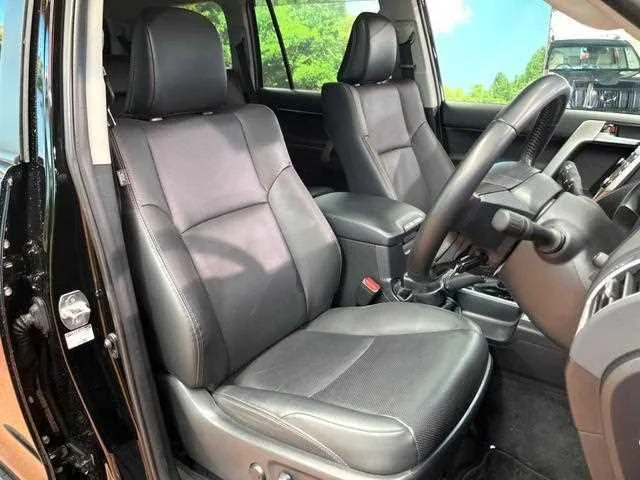 Toyota Land Cruiser Prado 2023 — миниатюра 4