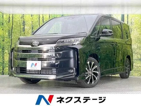 Toyota Noah 2026 buy in Moscow