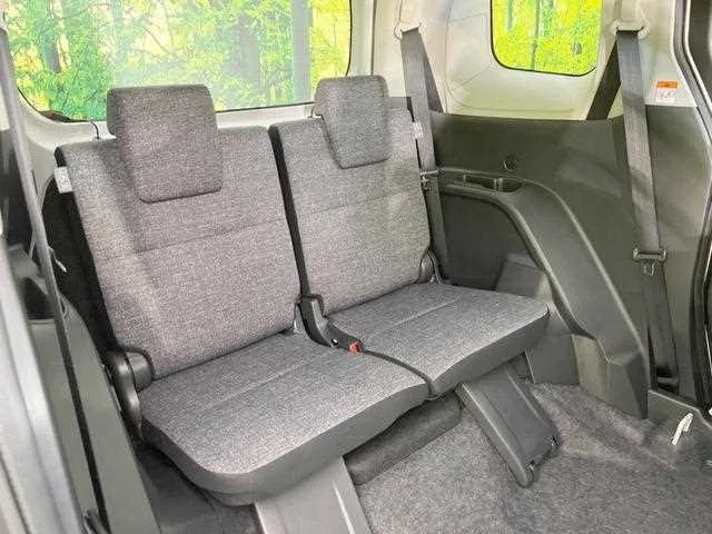 Toyota Sienta 2025 — миниатюра 4