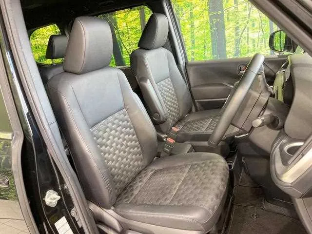 Toyota Voxy 2023 — миниатюра 5