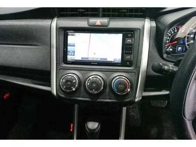 Toyota Corolla Fielder 2023 — миниатюра 3