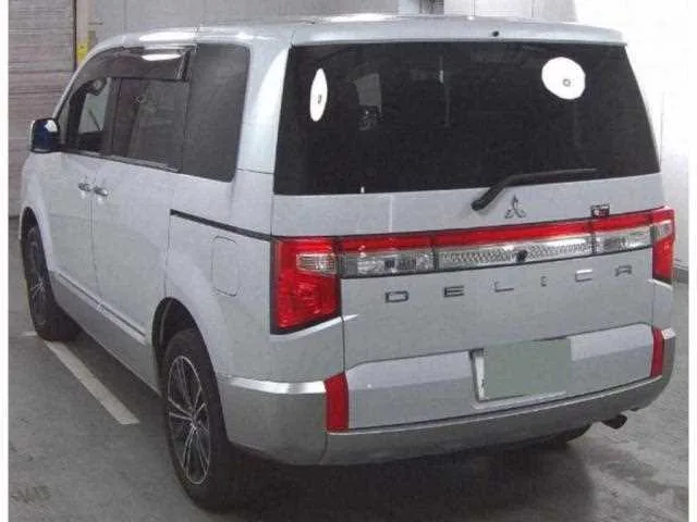 Mitsubishi Delica D:5 2022 — миниатюра 2