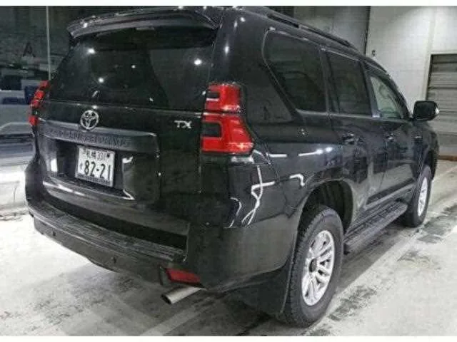 Toyota Land Cruiser Prado 2023 — миниатюра 2