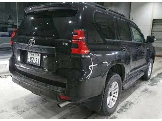 Toyota Land Cruiser Prado 2023 — миниатюра 5