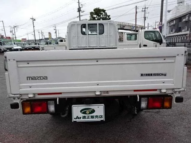 Mazda Titan 2023 — миниатюра 2