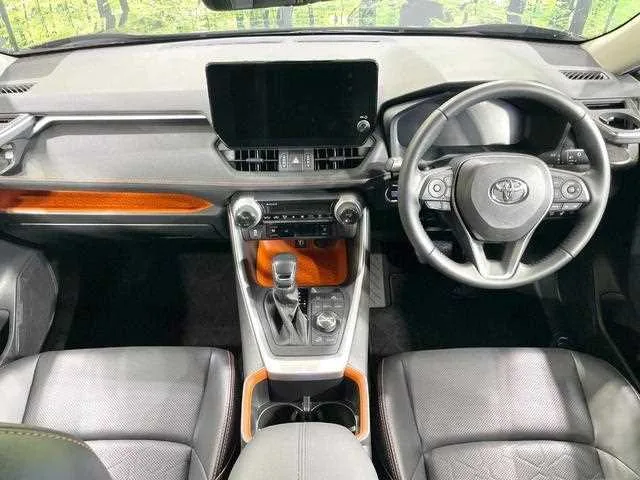 Toyota RAV4 2023 — миниатюра 2