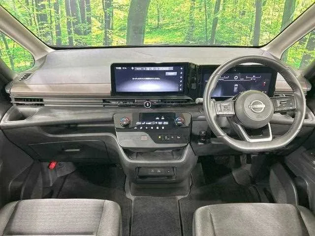 Nissan Serena 2023 — миниатюра 2