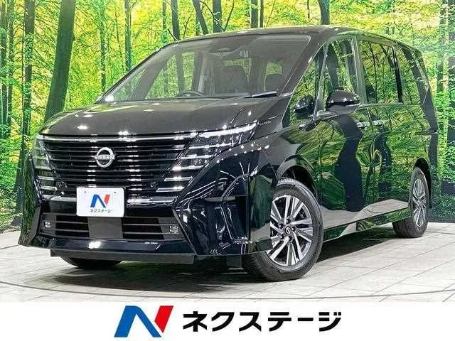 Nissan Serena 2023 — фото 1, купить с доставкой в Москву