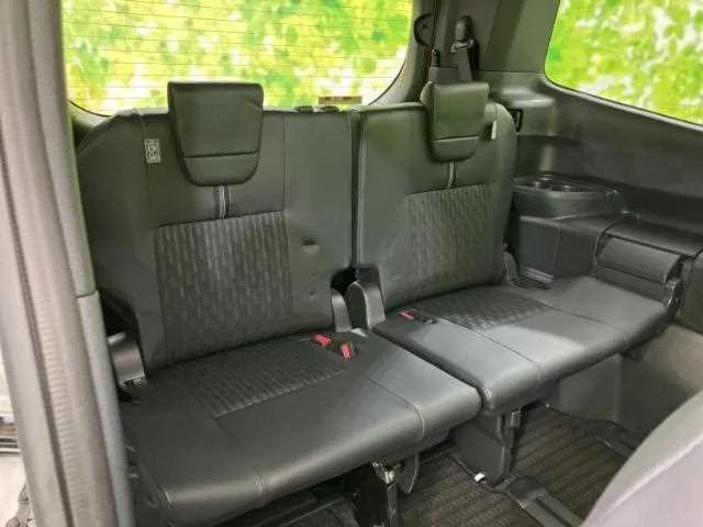 Toyota Noah 2024 — миниатюра 3