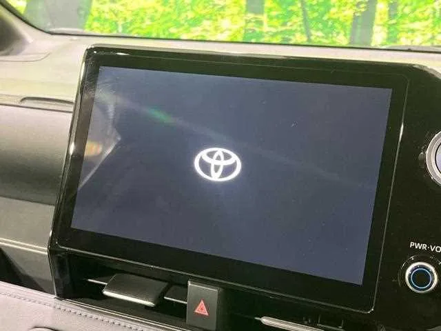 Toyota Voxy 2023 — миниатюра 5
