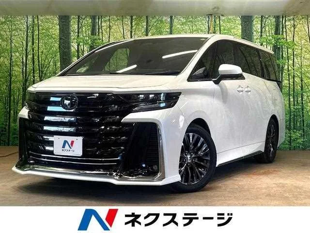 Toyota Vellfire 2023 — фото 1, купить с доставкой в Москву