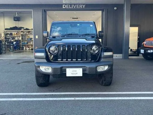 Jeep Wrangler 2023 — миниатюра 2