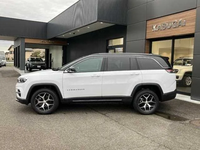 Jeep Commander 2025 — миниатюра 4