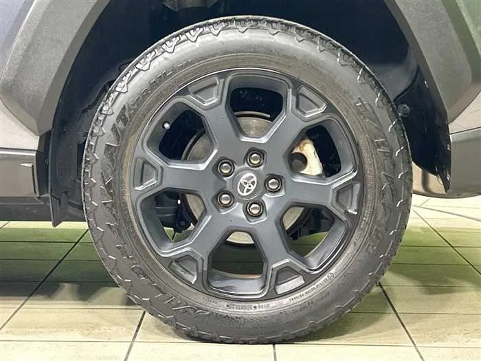 Toyota RAV4 2022 — миниатюра 5