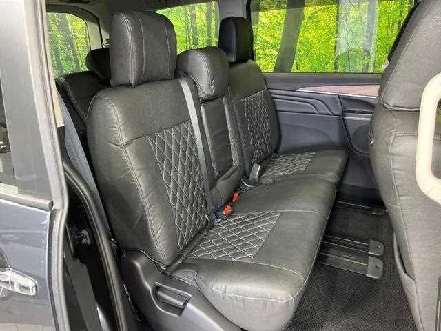 Mitsubishi Delica D:5 2024 — миниатюра 4