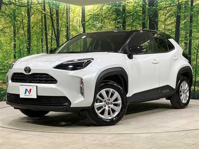 Toyota Yaris Cross 2025 — фото 1, купить с доставкой в Москву