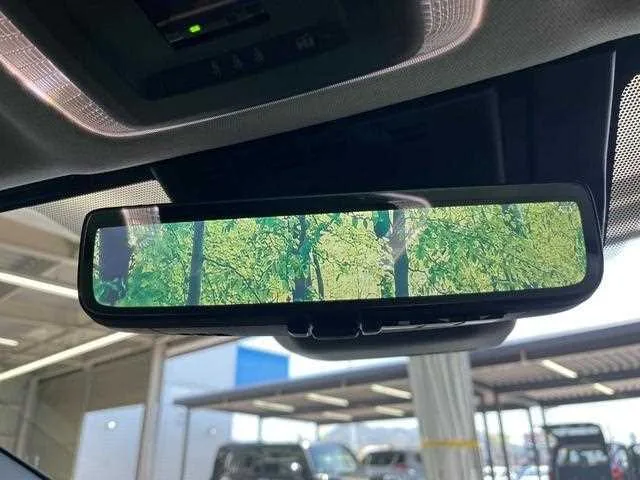 Toyota Prius 2023 — миниатюра 3