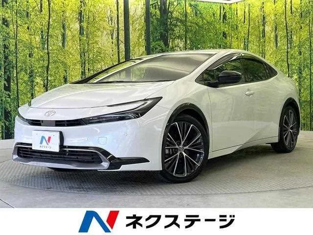 Toyota Prius 2023 — фото 1, купить с доставкой в Москву