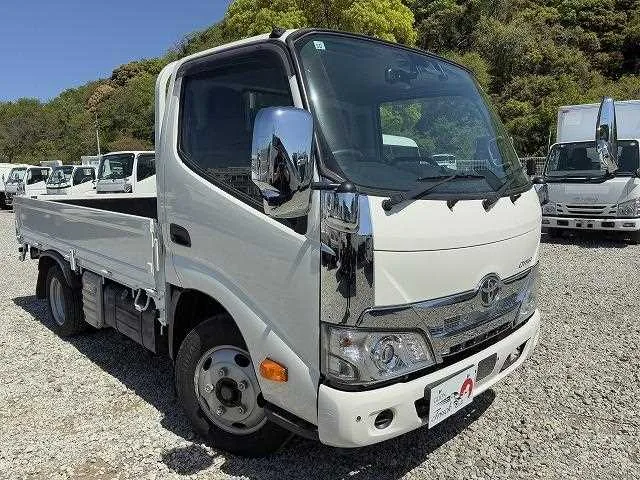 Toyota Dyna Truck 2022 — миниатюра 2
