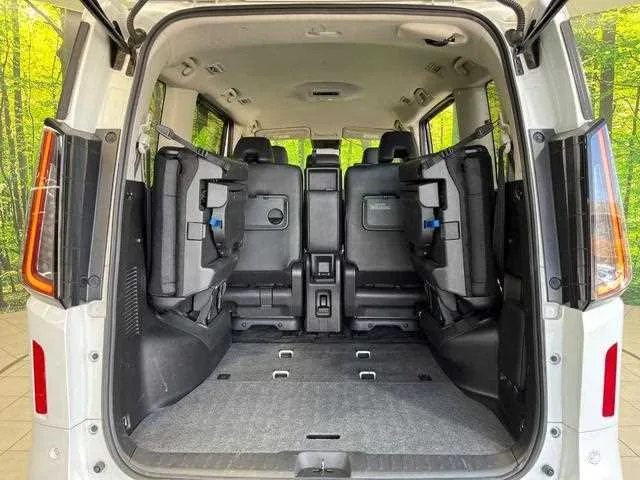 Nissan Serena 2023 — миниатюра 4