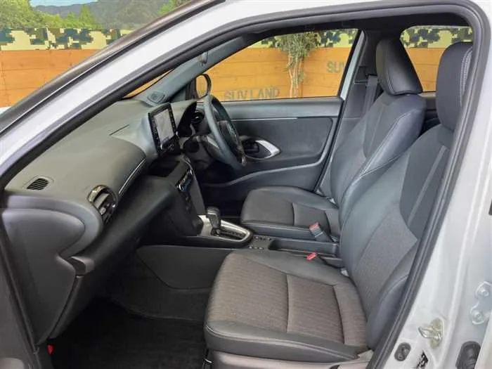 Toyota Yaris Cross 2024 — миниатюра 5