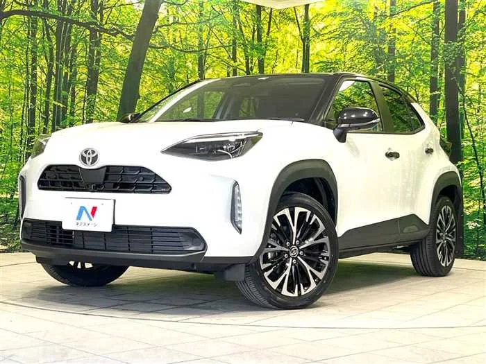Toyota Yaris Cross 2024 — фото 1, купить с доставкой в Москву