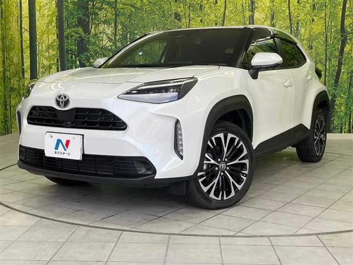 Toyota Yaris Cross 2024 — фото 1, купить с доставкой в Москву