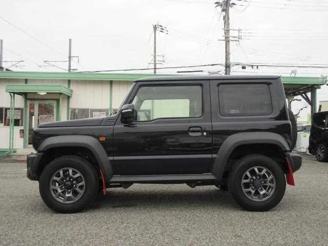 Suzuki Jimny Sierra 2023 — миниатюра 5