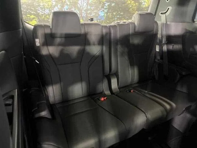 Toyota Alphard Hybrid 2024 — миниатюра 4