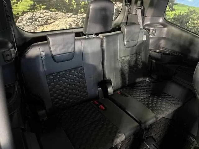 Toyota Voxy 2022 — миниатюра 4