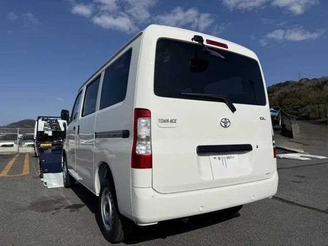 Toyota Townace Van 2026 — миниатюра 2