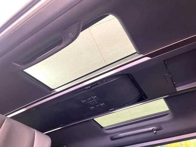 Toyota Alphard Hybrid 2024 — миниатюра 3