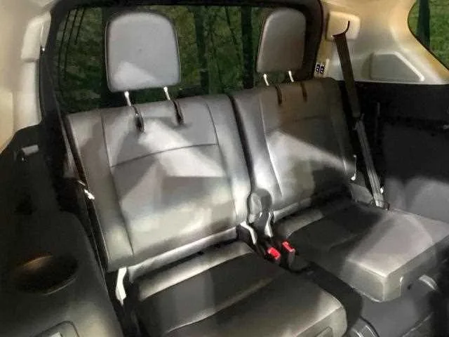 Toyota Land Cruiser Prado 2023 — миниатюра 4