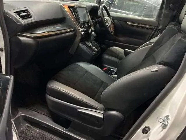 Toyota Alphard G 2022 — миниатюра 5
