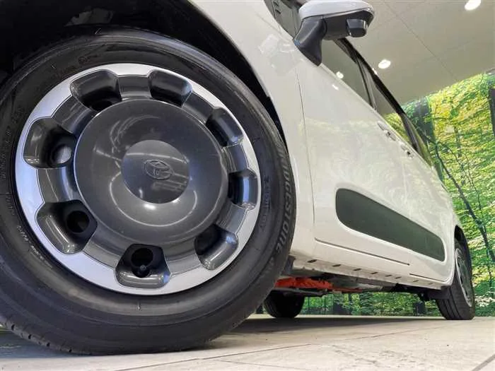 Toyota Sienta 2024 — миниатюра 3